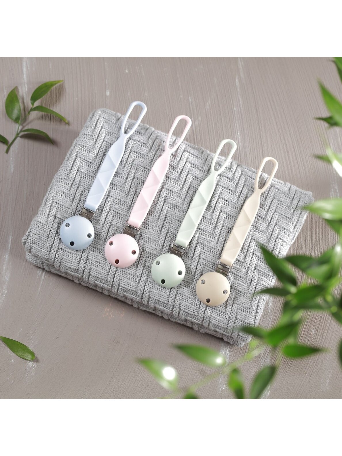 BabyOno pacifier holder silicone green 1469/04 2