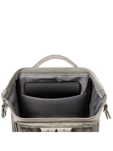 BabyOno Modern Style mammas mugursoma, krēmkrāsā 8 BabyOno Modern Style mammas mugursoma, krēmkrāsā 8