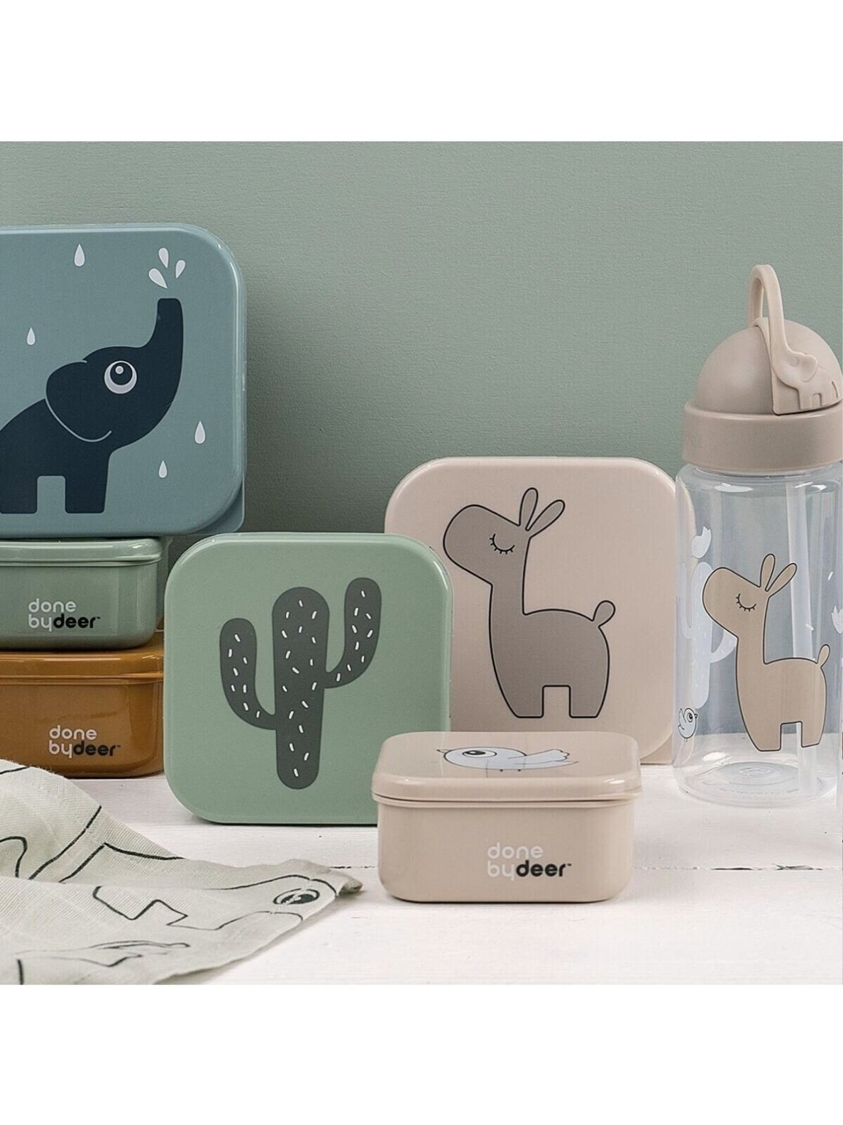 Straw bottle 350 ml, Done by Deer (Deer Friends Sand) 2 Straw bottle 350 ml, Done by Deer (Deer Friends Sand) 2