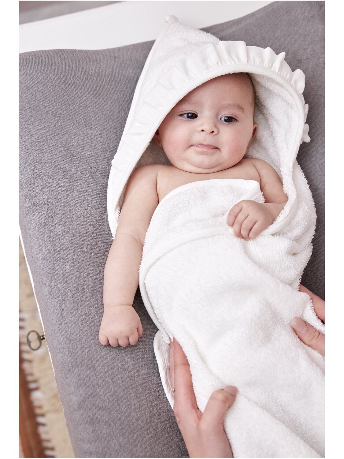 Bathcape basic terry 80x80, by Meyco Baby (White) 1
