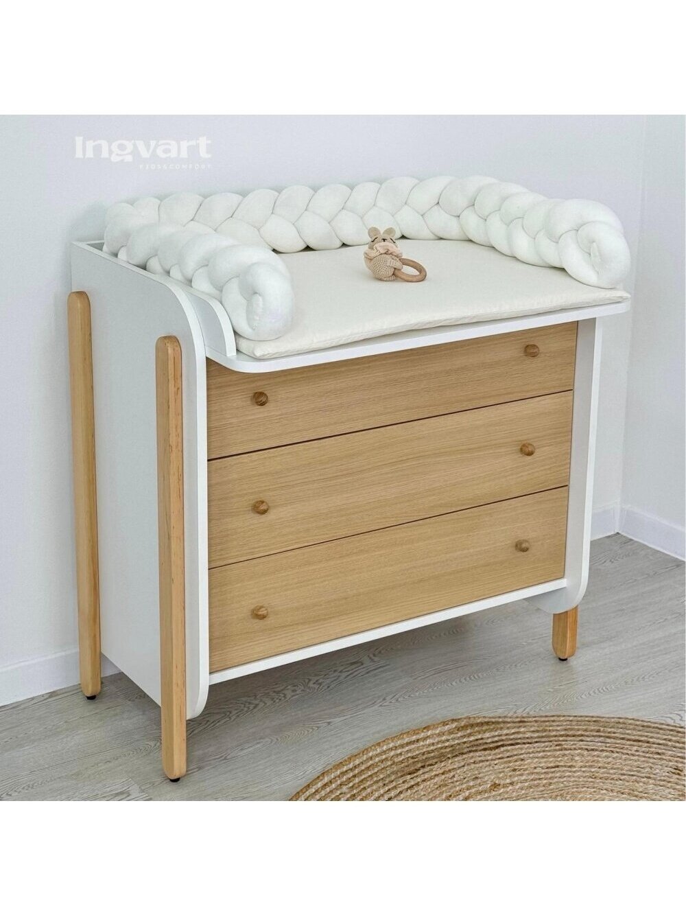 NIKA Dresser with Changing Table, White/Natural 1 NIKA Dresser with Changing Table, White/Natural 1