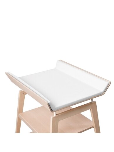LEANDER LINEA™ CHANGING TABLE W. FOAM CUSHION, BEECH 3 LEANDER LINEA™ CHANGING TABLE W. FOAM CUSHION, BEECH 3