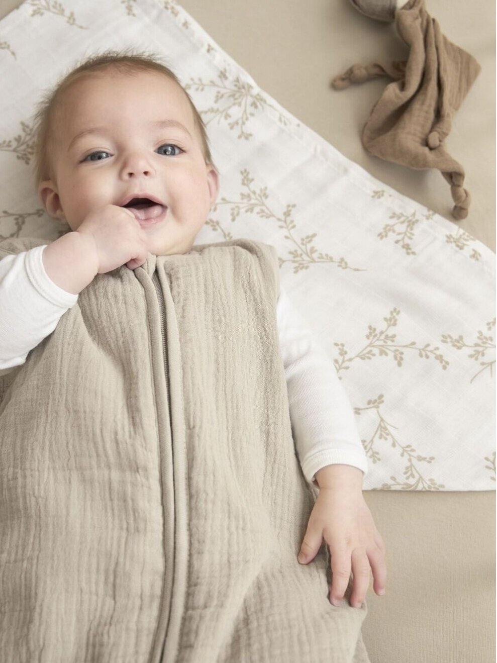 Sleeping bag for baby, 70cm TOG 2.0, Meyco Baby (Sand) 2 Sleeping bag for baby, 70cm TOG 2.0, Meyco Baby (Sand) 2