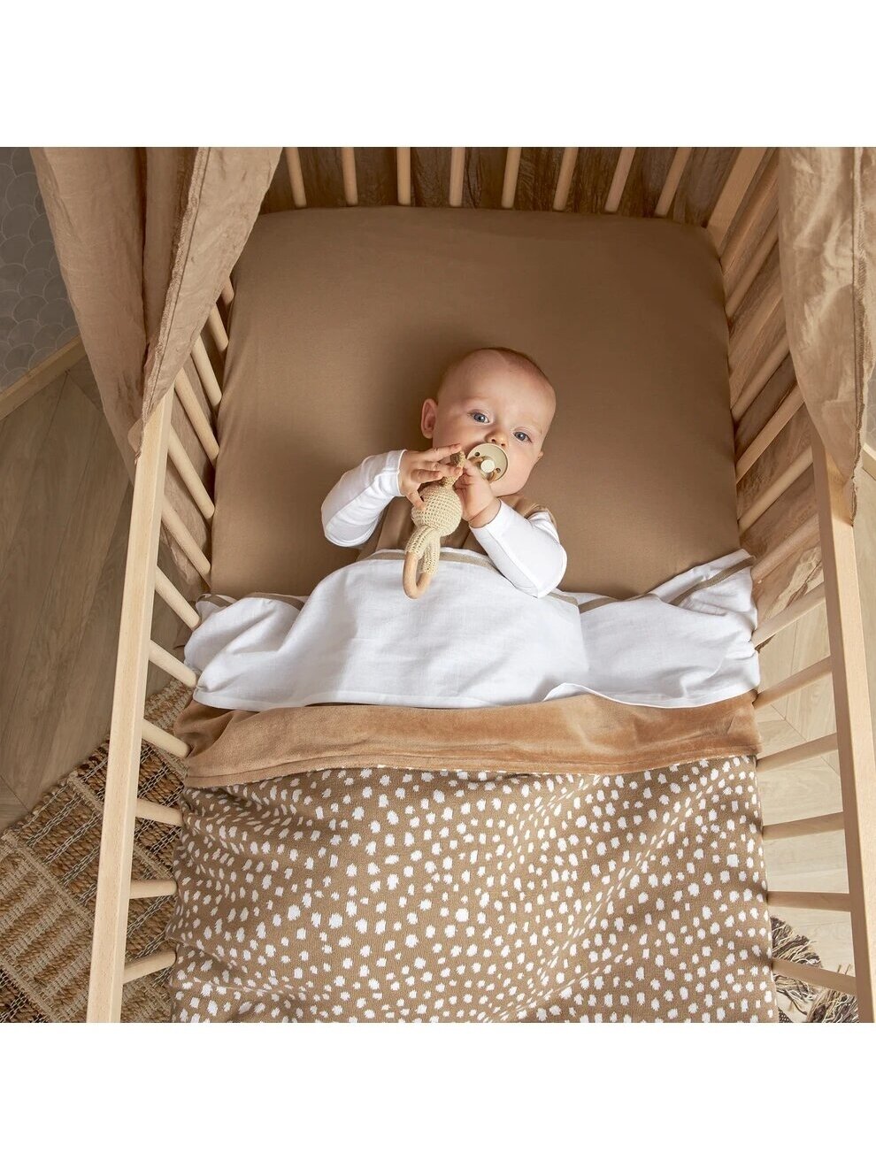 Palags ar gumiju 50x90cm 2gab., Meyco Baby (Taupe) 2 Palags ar gumiju 50x90cm 2gab., Meyco Baby (Taupe) 2