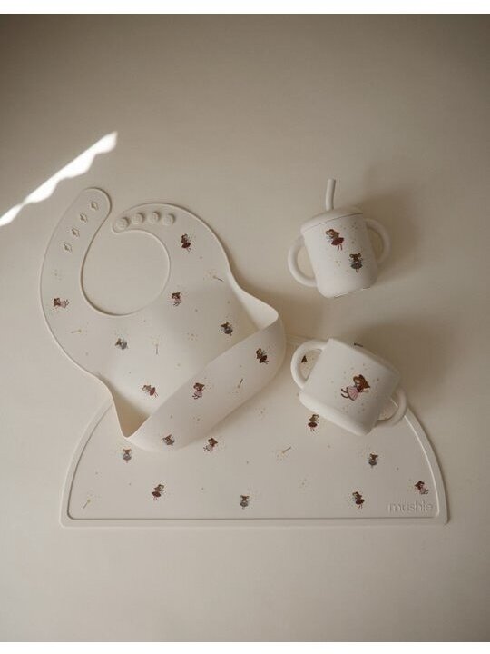 Silicone bib, Mushie 1 Silicone bib, Mushie 1