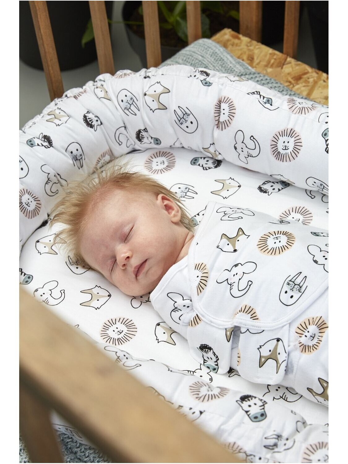 Baby Swaddle, 0-3 months by Meyco Baby Anumal 1