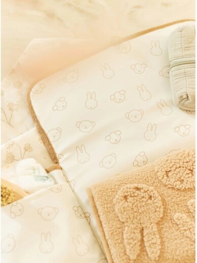 Pārtinamais paklājiņš 71x70cm Jollein (Teddy Biscuit) 1 Pārtinamais paklājiņš 71x70cm Jollein (Teddy Biscuit) 1